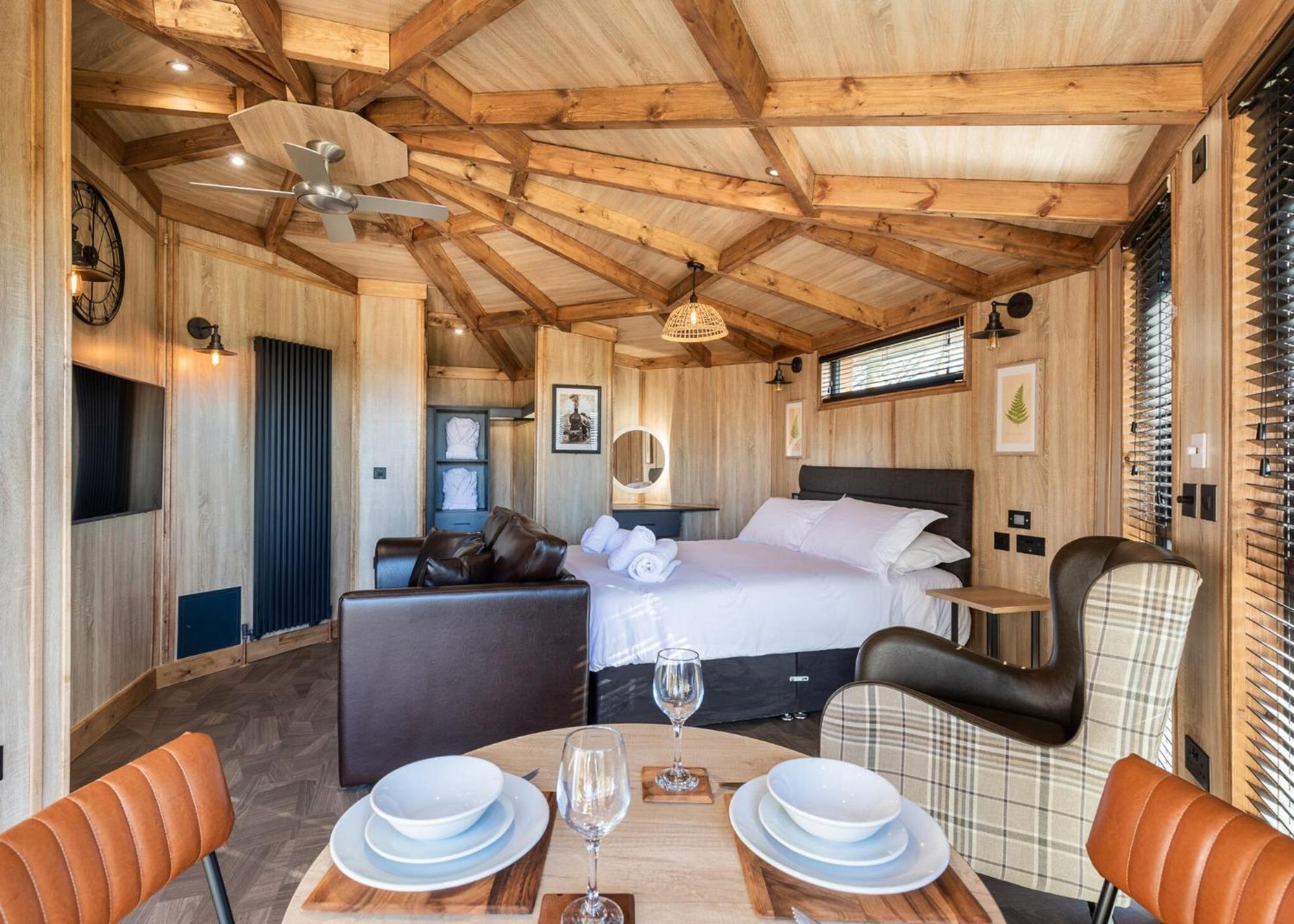 Rivendale Lodge Retreat Ashbourne  Room photo